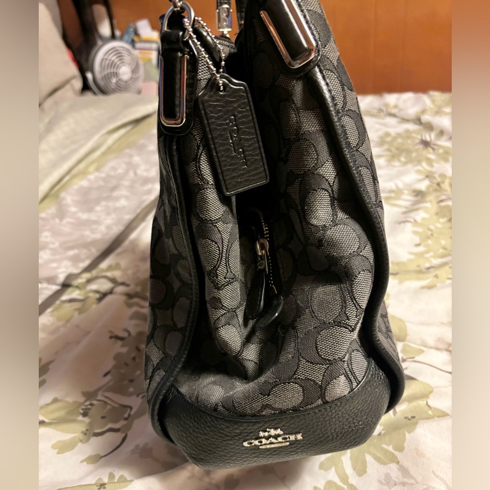 Coach shoulder bag - Picture 5 of 7